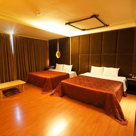 Beverly Garden Motel Csiaji Kültér fotó